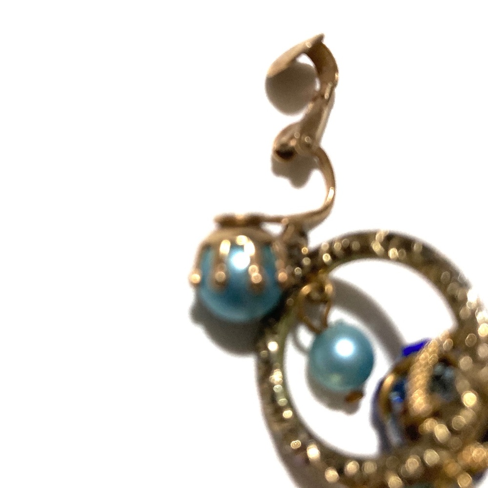 Gorgeous Vintage Chandelier Clip-On Earrings - Picture 6 of 6